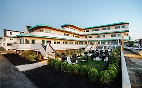 Nevada Hotel York Maine 5*